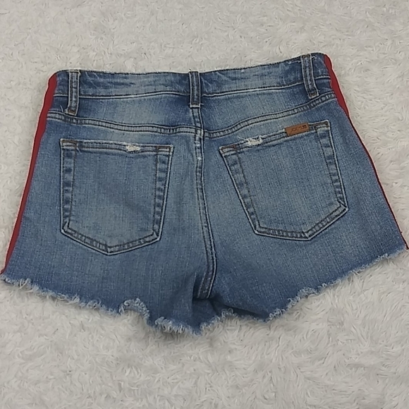 Joe's Blue Medium Wash Faded Distressed Five Pocket Mid Rise Raw Hem Jean Short - Picture 8 of 14